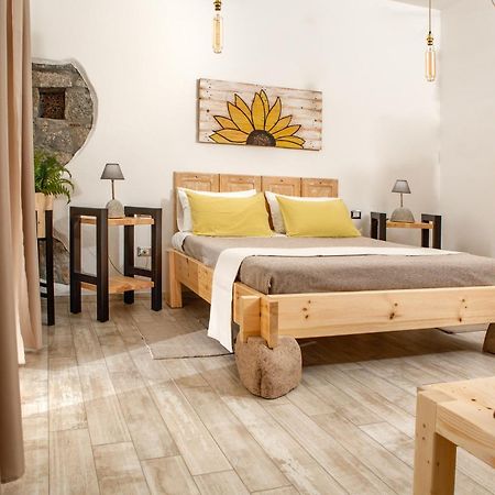 B&B Les Chambres Rooms & Suite Санта-Тереза-Галлура Экстерьер фото