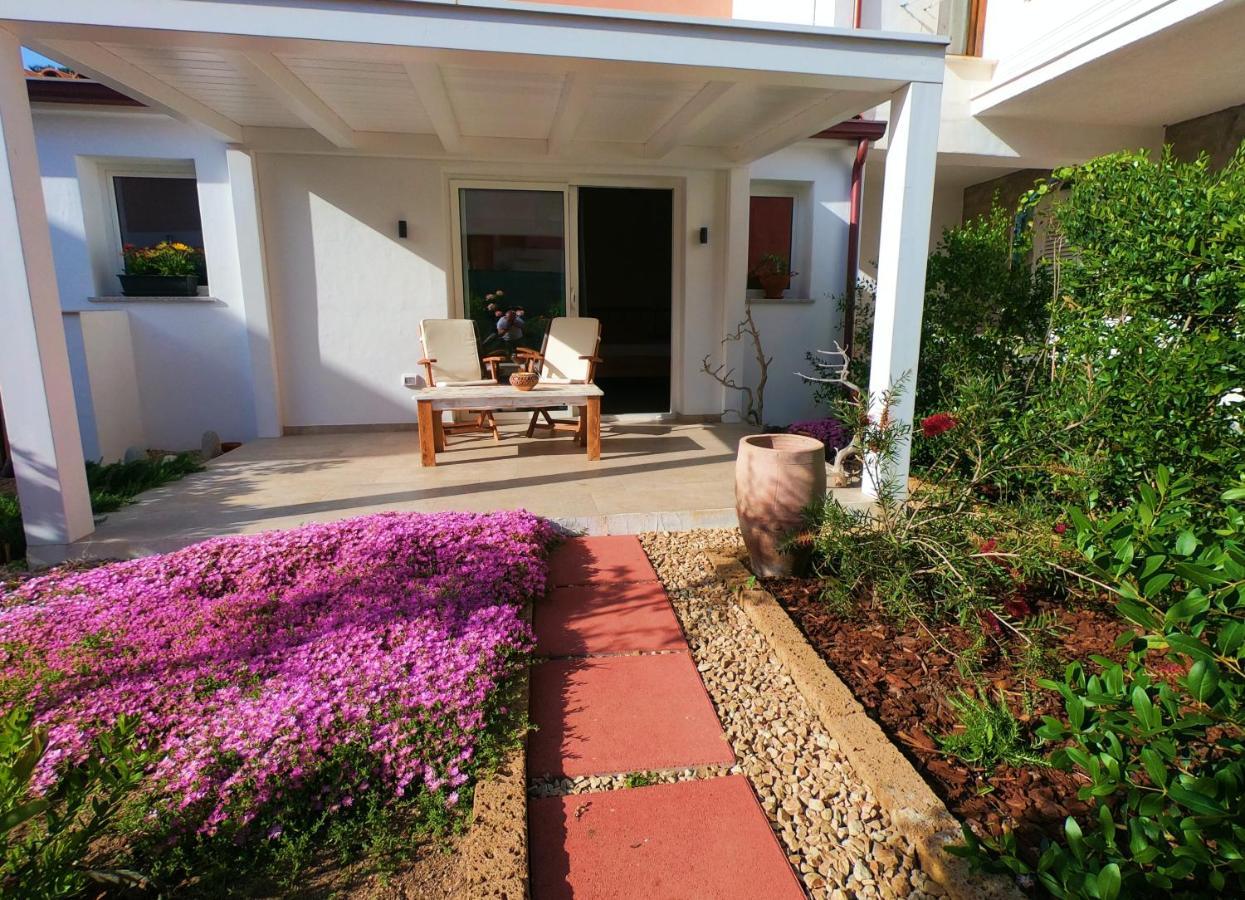 B&B Les Chambres Rooms & Suite Санта-Тереза-Галлура Экстерьер фото