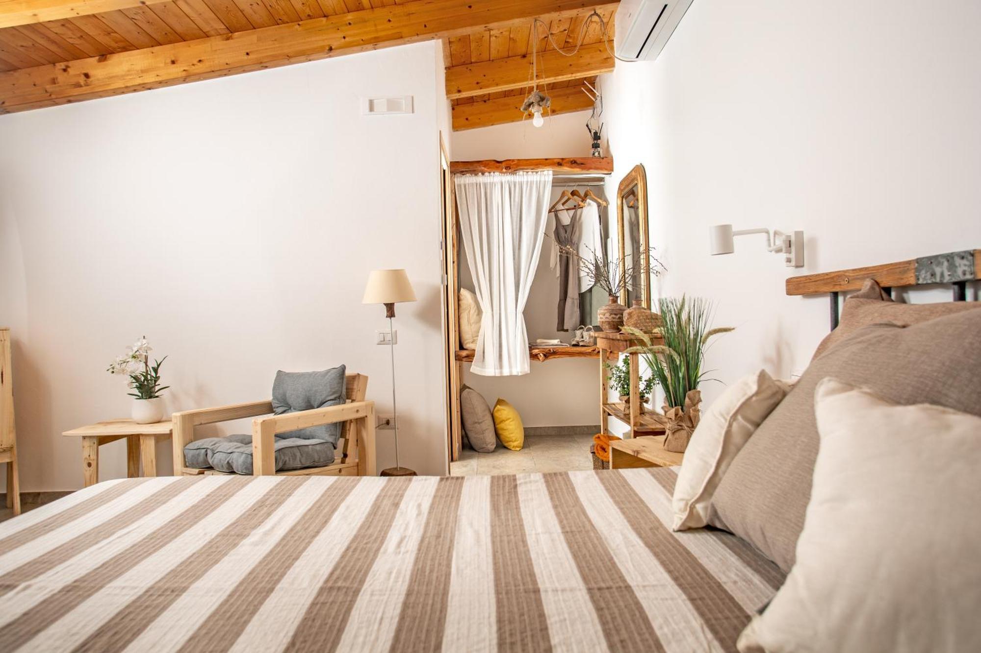 B&B Les Chambres Rooms & Suite Санта-Тереза-Галлура Экстерьер фото