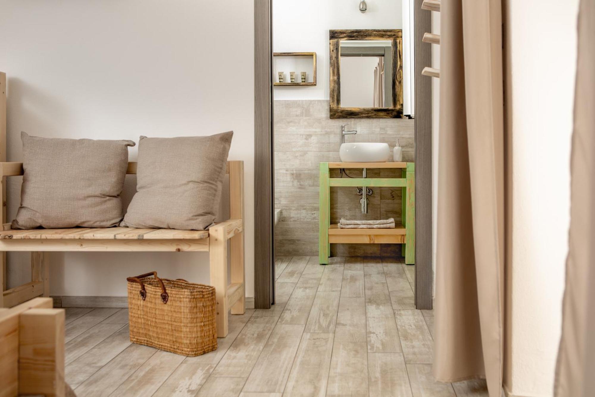 B&B Les Chambres Rooms & Suite Санта-Тереза-Галлура Экстерьер фото