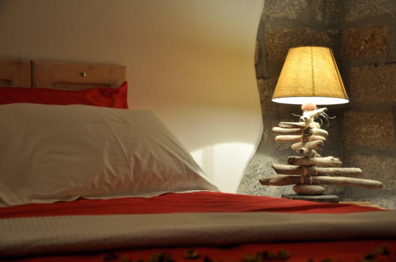 B&B Les Chambres Rooms & Suite Санта-Тереза-Галлура Экстерьер фото