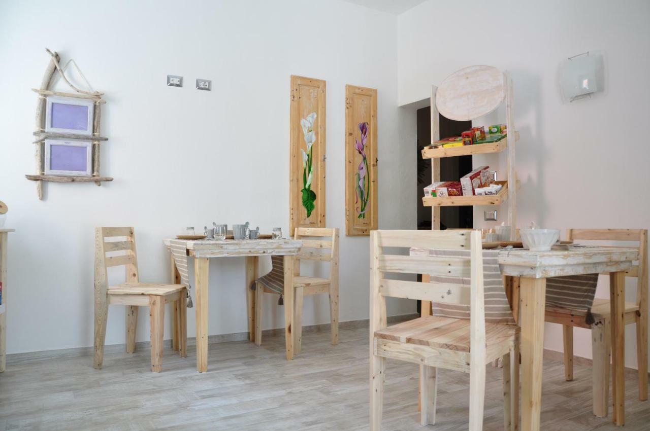 B&B Les Chambres Rooms & Suite Санта-Тереза-Галлура Экстерьер фото