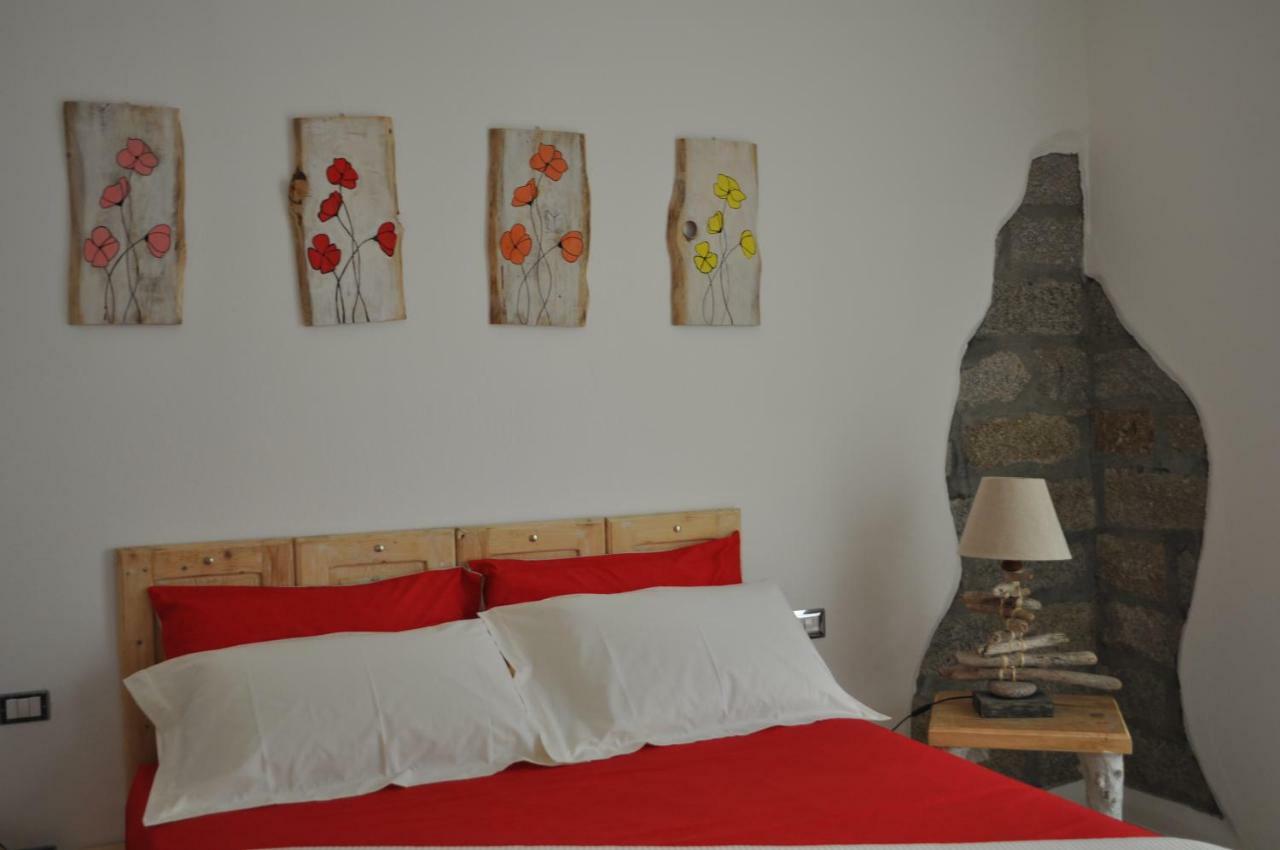 B&B Les Chambres Rooms & Suite Санта-Тереза-Галлура Экстерьер фото