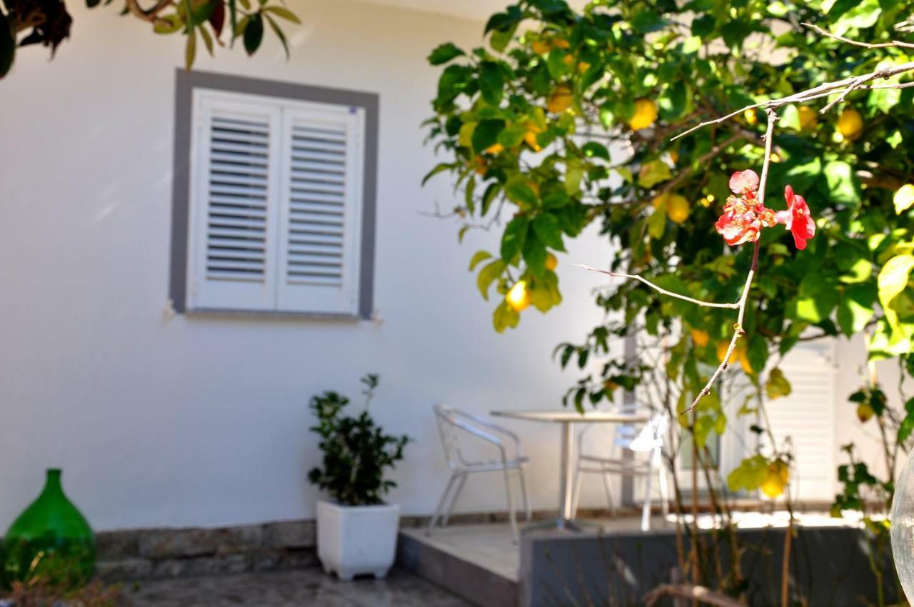 B&B Les Chambres Rooms & Suite Санта-Тереза-Галлура Экстерьер фото